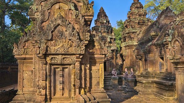 暹粒 - 女王宮(Banteay Srei) & 塔普倫寺（Ta Prohm）