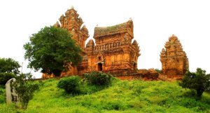 佔婆寺婆那加塔（Ponagar）